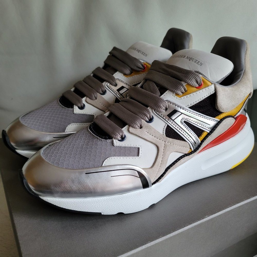 Alexander Mcqueen 42 9 Sprint Runner Court Trainer Oversize Sneaker White Silver